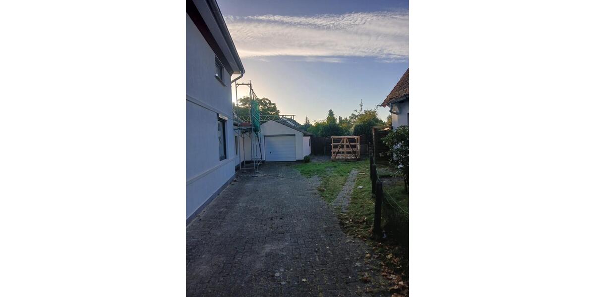 Etagenwohnung Bremen Blumenthal - 7 Zimmer, 163 m&sup2;, 1.800&euro; | Angebot:27653486