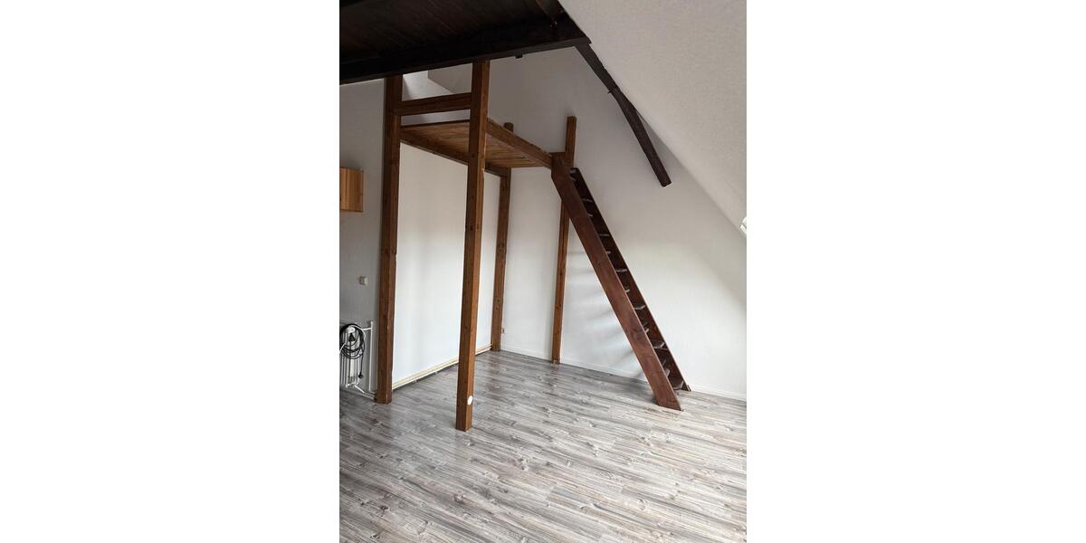 Dachgeschoßwohnung Magdeburg Ottersleben - 1.5 Zimmer, 30 m&sup2;, 420&euro; | Angebot:24680727