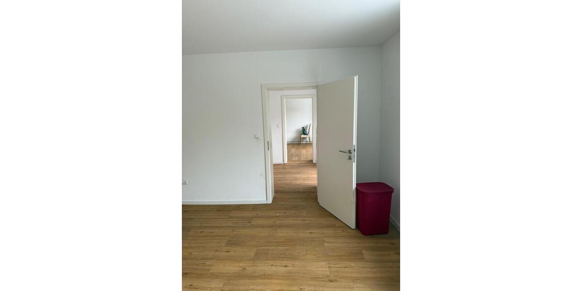 Erdgeschoßwohnung Nauen - 5 Zimmer, 108 m&sup2;, 989&euro; | Angebot:24943907