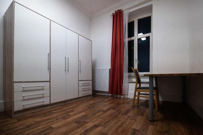 Voll möbliertes Zimmer in Bonn Zentrum 670€ all inklusive (WG)