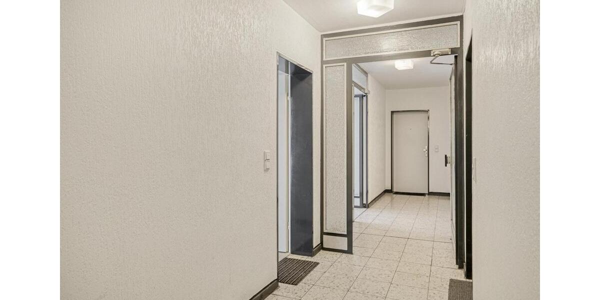 Etagenwohnung Essen Stadtbezirk VIII - 1 Zimmer, 36 m&sup2;, 360&euro; | Angebot:26633934