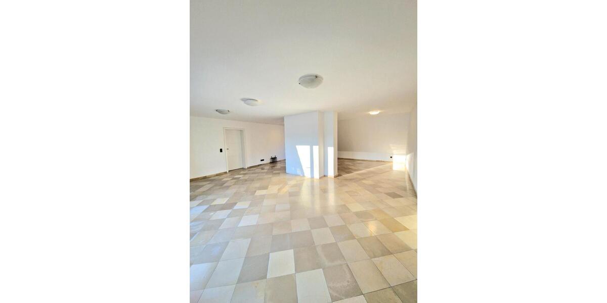 Etagenwohnung Börnsen - 3 Zimmer, 128 m&sup2;, 1.690&euro; | Angebot:25831333