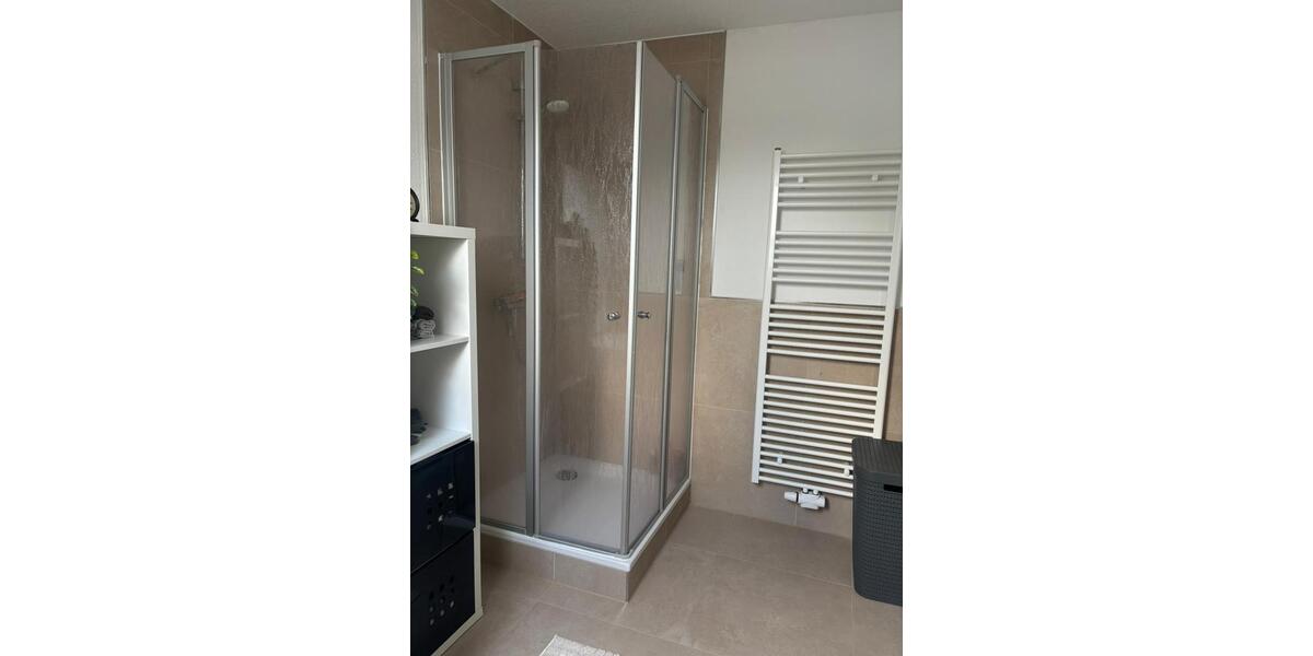 Dachgeschoßwohnung Upgant-Schott Schott - 3 Zimmer, 65 m&sup2;, 650&euro; | Angebot:25381865