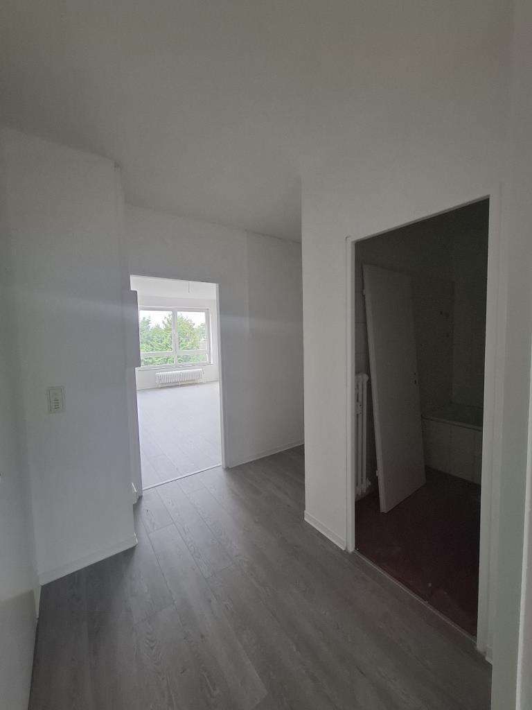 Wohnung zum Mieten in Garbsen 835 € 77.48 m² 3 zimmer