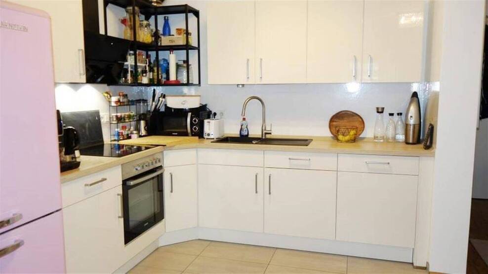 Schicke 2 Zimmer Wohnung mit Ankleide, Balkon, EBK käuflich im Living Circle Düsseldorf Flingern