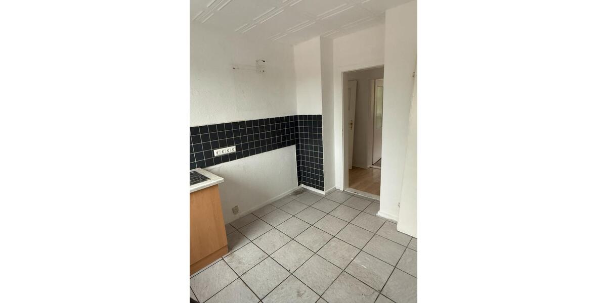 Etagenwohnung Plattenburg - 3 Zimmer, 70 m&sup2;, 610&euro; | Angebot:24353956