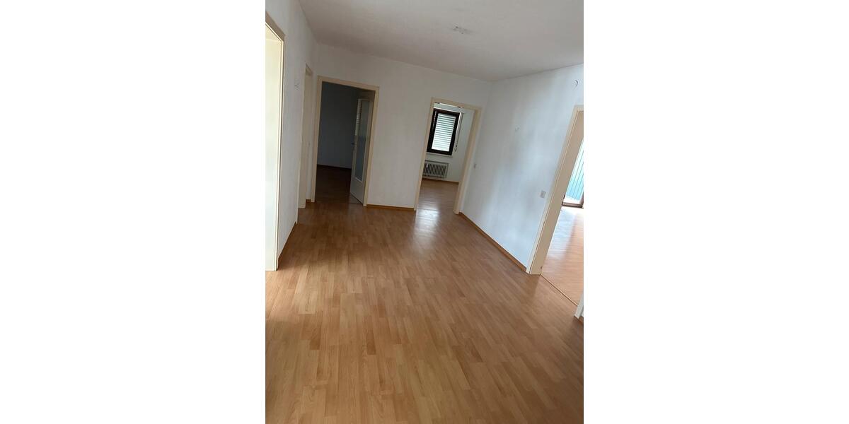 Etagenwohnung Aalen Attenhofen - 3 Zimmer, 90 m&sup2;, 850&euro; | Angebot:26577717
