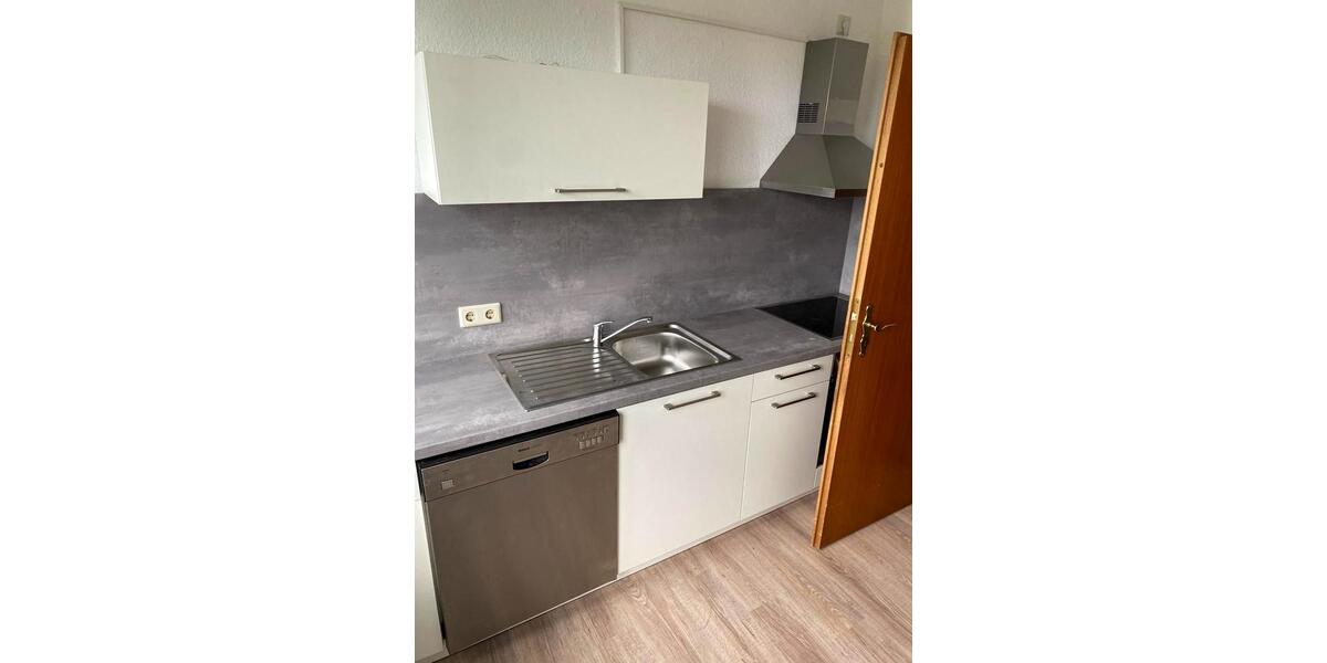 Dachgeschoßwohnung Schleswig - 3.5 Zimmer, 79 m&sup2;, 890&euro; | Angebot:26261929