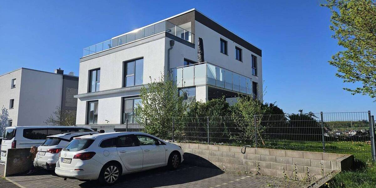 Etagenwohnung Langgöns - 4 Zimmer, 142 m&sup2;, 1.600&euro; | Angebot:26291317