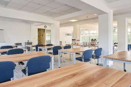 Büro in Rostock 264 € 33 m²