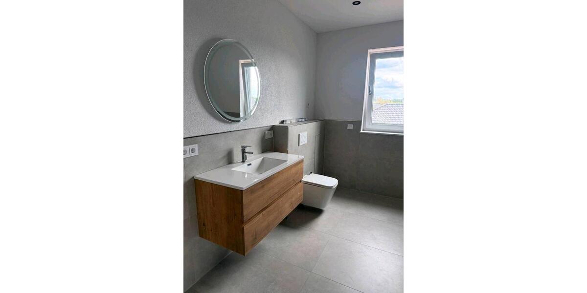 Etagenwohnung Lebach - 4 Zimmer, 120 m&sup2;, 1.250&euro; | Angebot:26573104