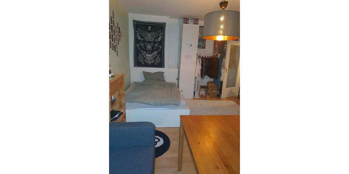 Hochparterre Hannover Vahrenwald-List - 1 Zimmer, 28 m&sup2;, 490&euro; | Angebot:25980982