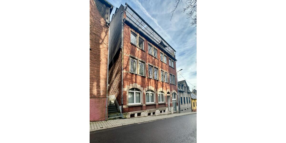 Etagenwohnung Idar-Oberstein Oberstein - 4 Zimmer, 100 m&sup2;, 700&euro; | Angebot:26533930