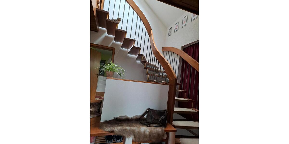 Zimmer frei in netter Haus-WG Ü40 1 zimmer