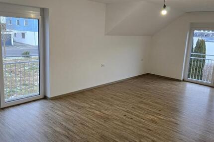 Haus Biberach an der Riß - 6 Zimmer, 200 m&sup2;, 2.000&euro; | Angebot:25840552