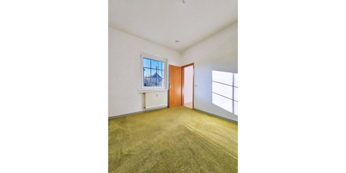 Etagenwohnung Bitterfeld-Wolfen Wolfen - 2 Zimmer, 42 m&sup2;, 270&euro; | Angebot:26656877