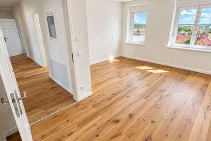 Wohnung Meerane - 5 Zimmer, 115 m&sup2;, 1.200&euro; | Angebot:27355034