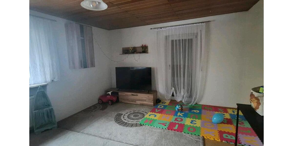 Erdgeschoßwohnung Viechtach - 2 Zimmer, 75 m&sup2;, 650&euro; | Angebot:24893406