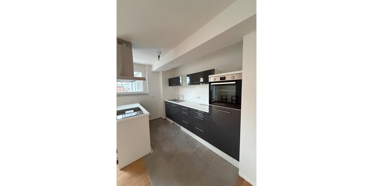 Erstbezug: Barrierefreie 3-Zi. Whg. Inkl Küche und 2 Parkplätzen 3 zimmer