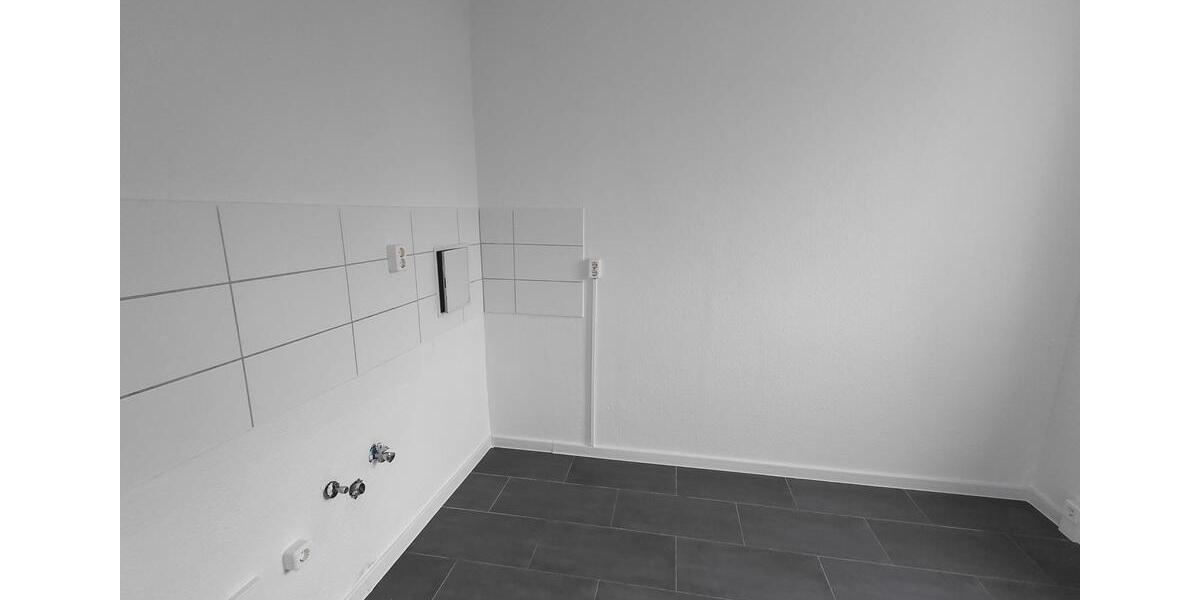 Etagenwohnung Südliches Anhalt - 3 Zimmer, 61 m&sup2;, 304&euro; | Angebot:25477576