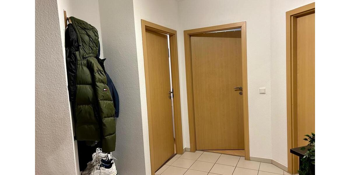 Schöne, helle 3-Zimmer-Wohnung mit Garten in zentraler Lage 3 zimmer