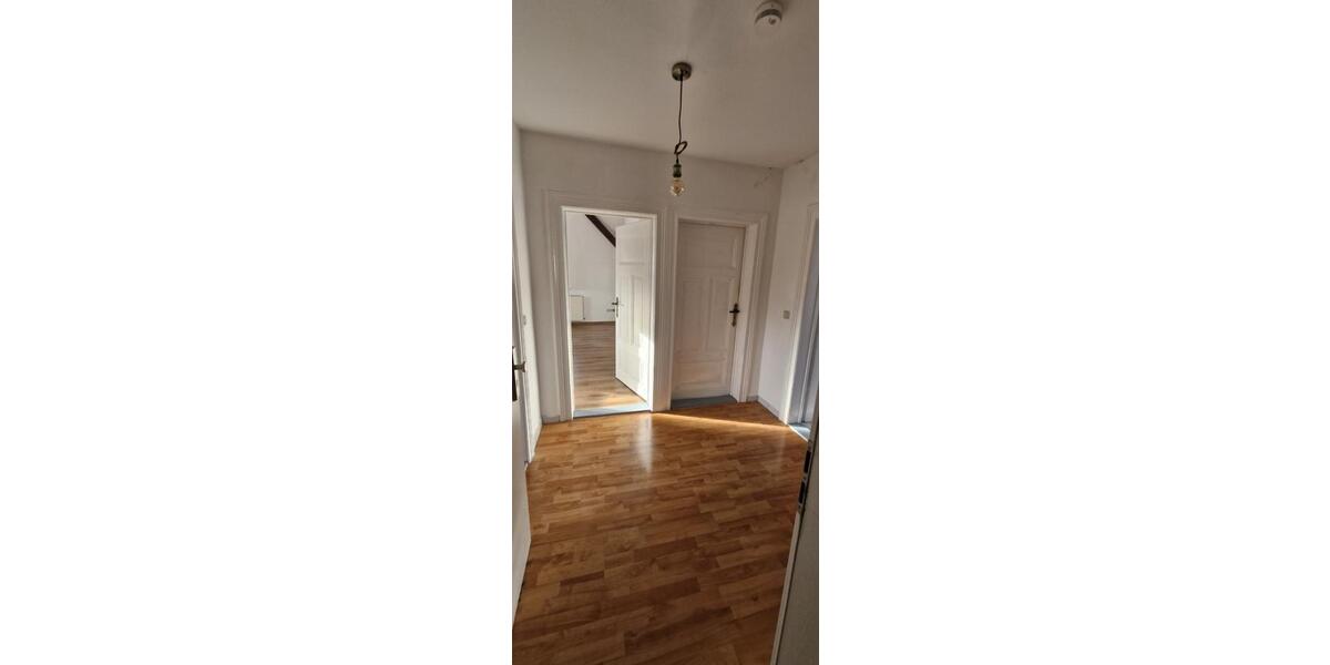 Etagenwohnung Blankenburg (Harz) - 2 Zimmer, 64 m&sup2;, 350&euro; | Angebot:24672950