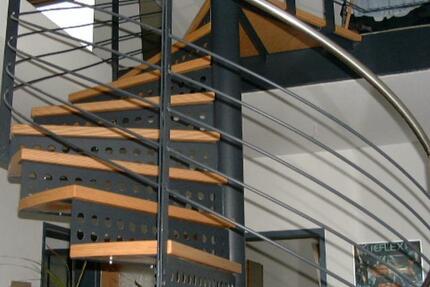 67 qm Dachgeschosswohnung, möbliert für ca. 3 Monate zu vermieten 2 zimmer