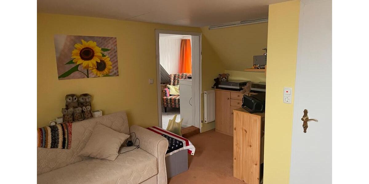 Einfamilienhaus Hecklingen - 4 Zimmer, 100 m&sup2;, 860&euro; | Angebot:24842025