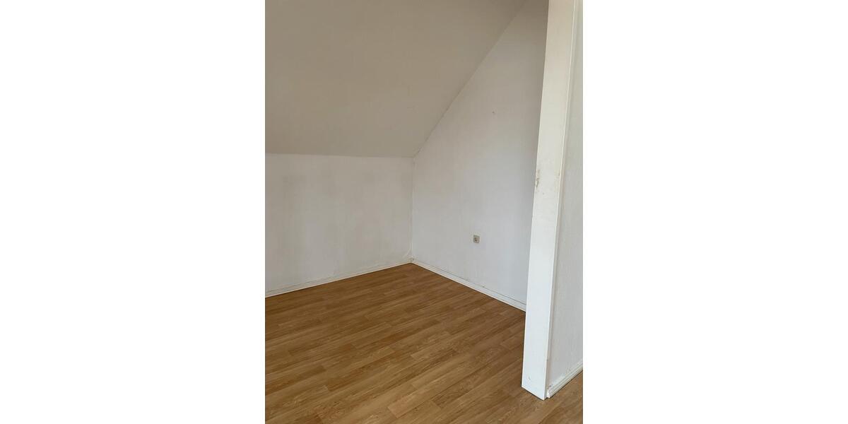 Dachgeschoßwohnung Bremen Blumenthal - 3 Zimmer, 61 m&sup2;, 850&euro; | Angebot:25965214