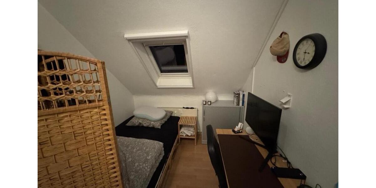 Dachgeschoßwohnung Koblenz Bisholder - 3 Zimmer, 15 m&sup2;, 412&euro; | Angebot:25516752