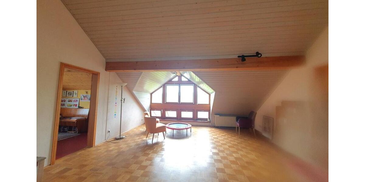 Dachgeschoßwohnung Ostheim vor der Rhön Ostheim v.d.Rhön - 3 Zimmer, 75 m&sup2;, 550&euro; | Angebot:26644967