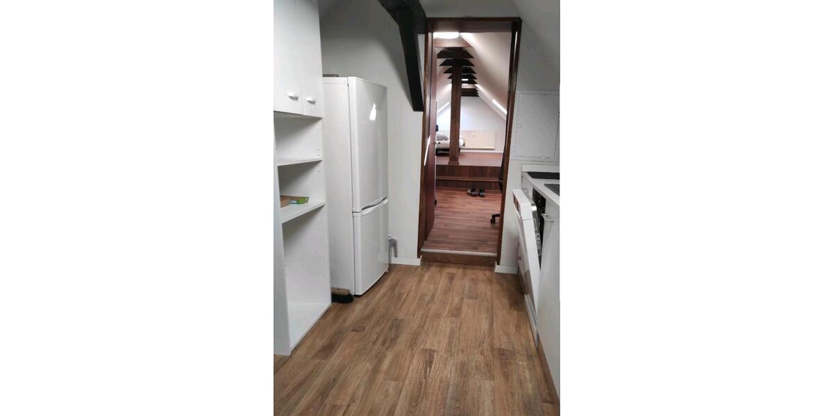 Dachgeschoßwohnung Neuhof - 1.5 Zimmer, 20 m&sup2;, 500&euro; | Angebot:25931318