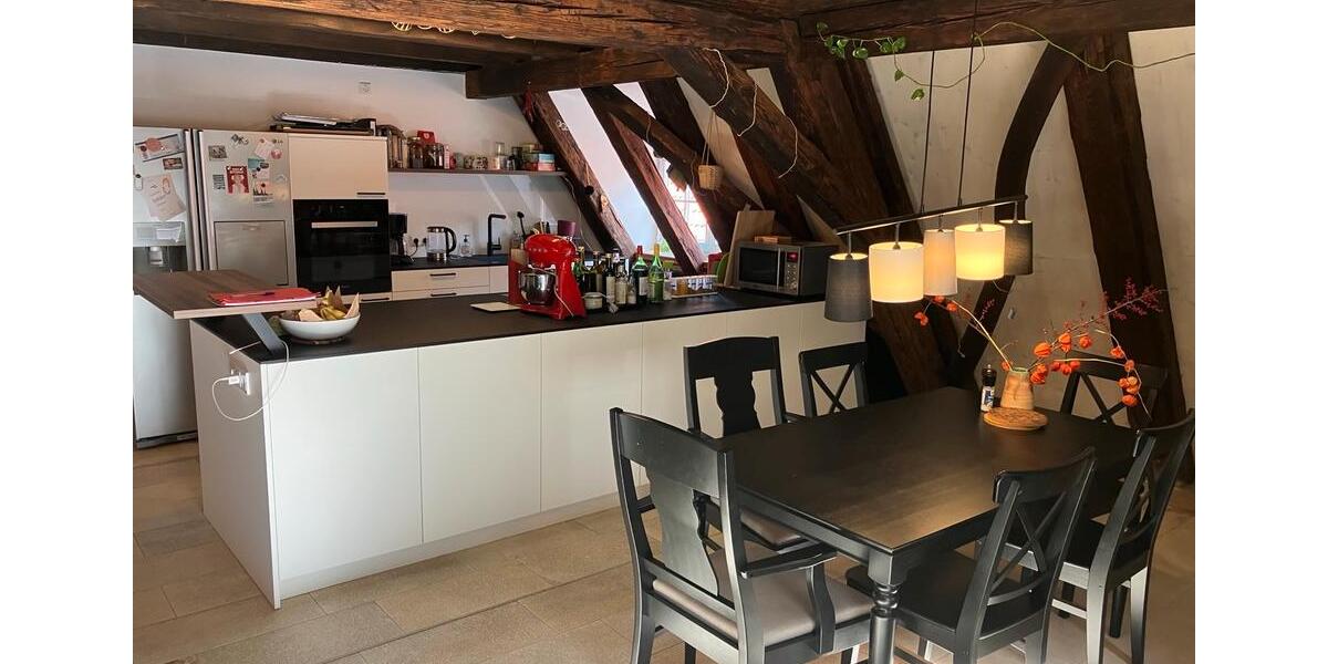 Dachgeschoßwohnung Ulm - 5 Zimmer, 160 m&sup2;, 1.690&euro; | Angebot:26502005