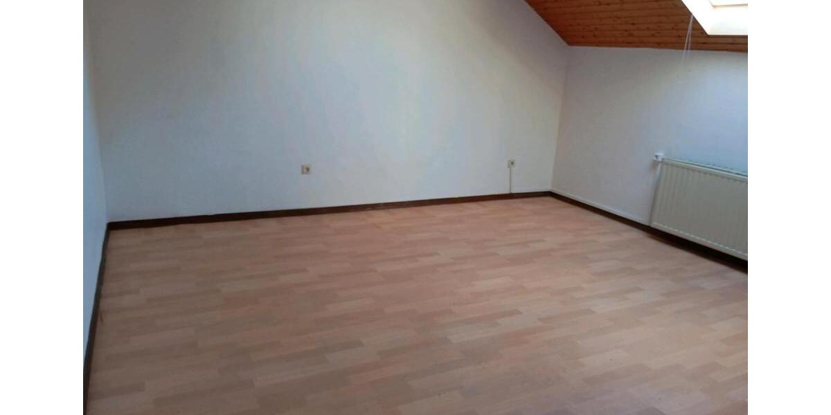 Etagenwohnung Völklingen - 4 Zimmer, 90 m&sup2;, 550&euro; | Angebot:26250193
