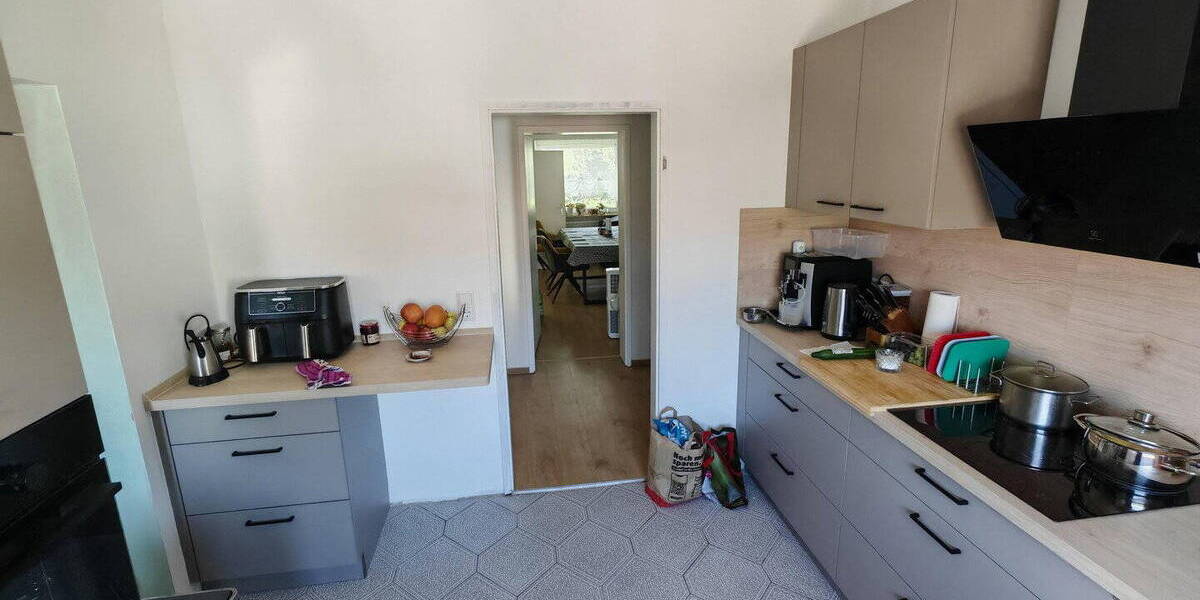 Etagenwohnung Heppenheim Kirschhausen - 4 Zimmer, 134 m&sup2;, 1.400&euro; | Angebot:26150676