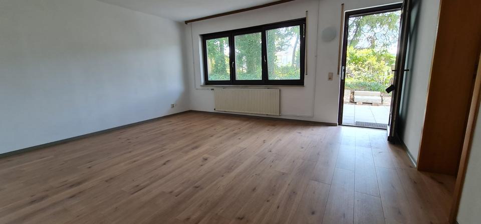 Wohnen auf Zeit Niedernhausen - 6 Zimmer, 160 m&sup2;, 12&euro; | Angebot:24752470