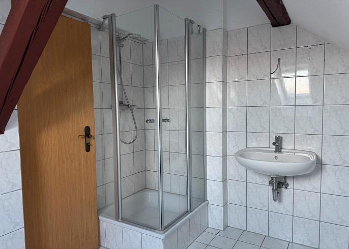 Dachgeschoßwohnung Oschersleben (Bode) - 2 Zimmer, 56 m&sup2;, 265&euro; | Angebot:25181951