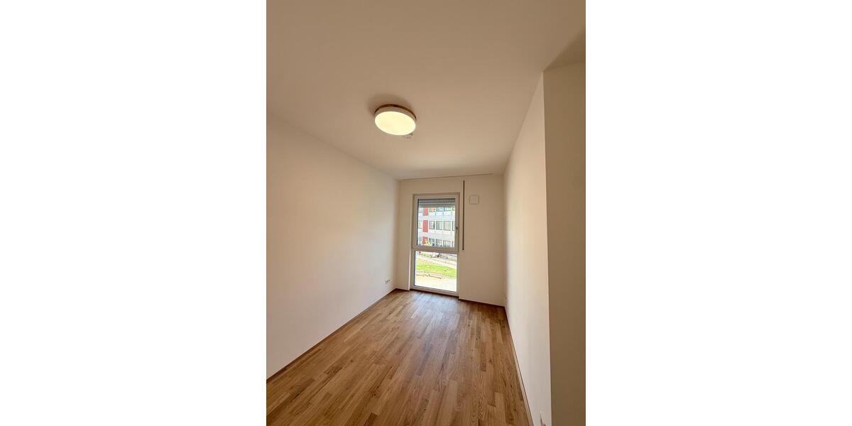 Etagenwohnung Ludwigshafen am Rhein Parkinsel - 3 Zimmer, 81 m&sup2;, 1.600&euro; | Angebot:26594469