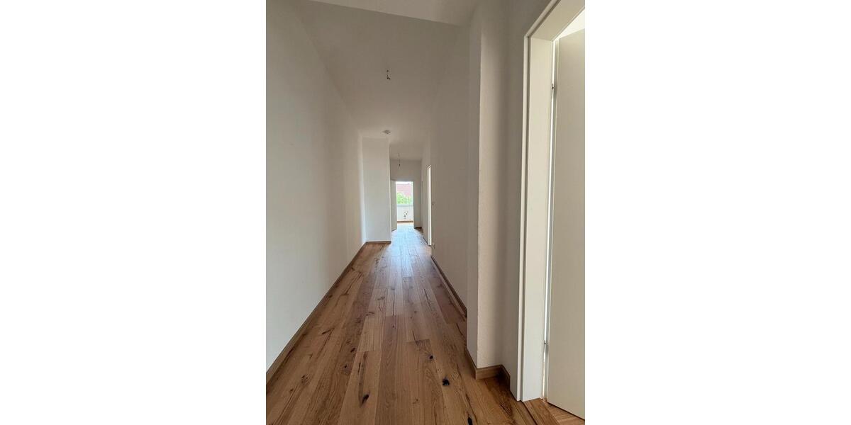 Erdgeschoßwohnung Naumburg (Saale) - 3 Zimmer, 67 m&sup2;, 455&euro; | Angebot:26561571