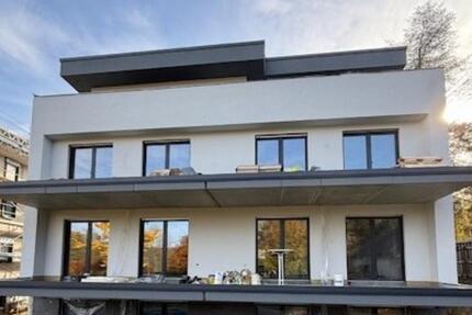 Penthousewohnung 3- Zimmer mit Balkon und Blick ins Grüne -Neubau 2 zimmer