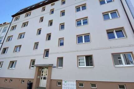 Wohnung Schwerin Schelfstadt - 3 Zimmer, 77 m&sup2;, 536&euro; | Angebot:26475949