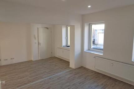 Wohnung Schiffweiler - 2 Zimmer, 65 m&sup2;, 600&euro; | Angebot:20779601