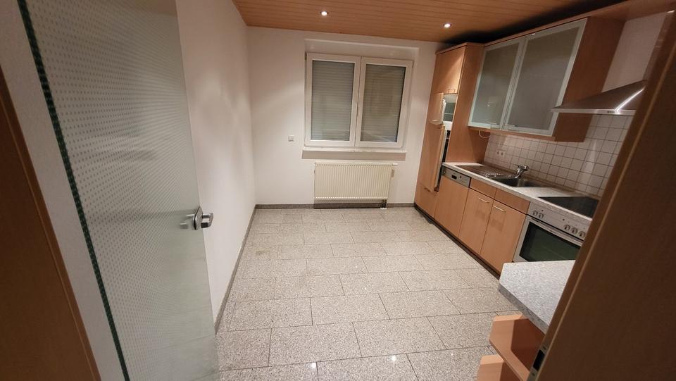Doppelhaushälfte Kaiserslautern Bahnheim - 6 Zimmer, 246 m&sup2;, 2.040&euro; | Angebot:21981036