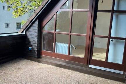 Schöne 3,5 Zimmer Wohnung in Pfersee Nord. 3 zimmer