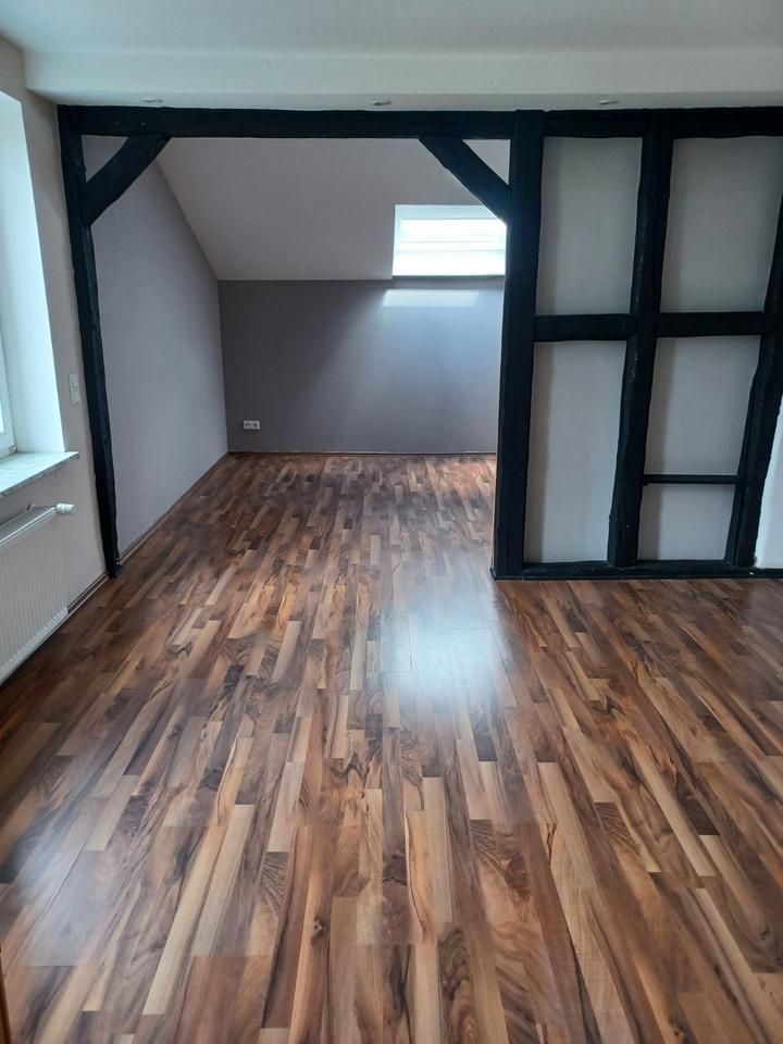 Wohnung DG 75qm zu vermieten