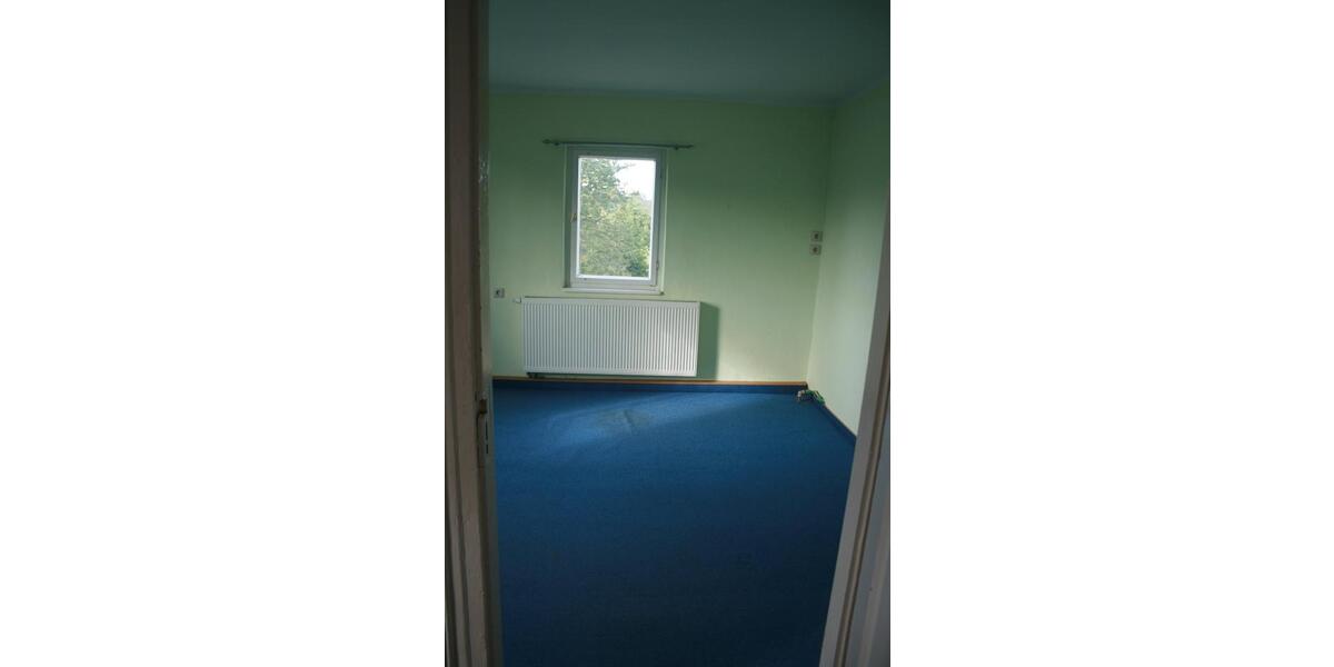 Etagenwohnung Großschirma - 6 Zimmer, 131 m&sup2;, 650&euro; | Angebot:24839287