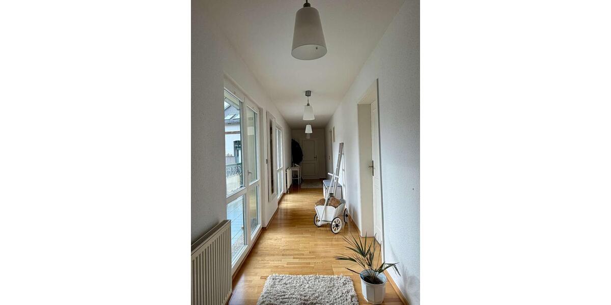 Dachgeschoßwohnung Thale - 3 Zimmer, 130 m&sup2;, 900&euro; | Angebot:26017869