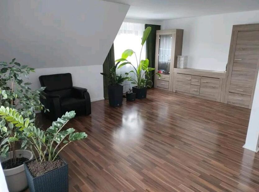Freundliche 2,5-Zimmer-Wohnung mit Einbauküche in Schwenningen
