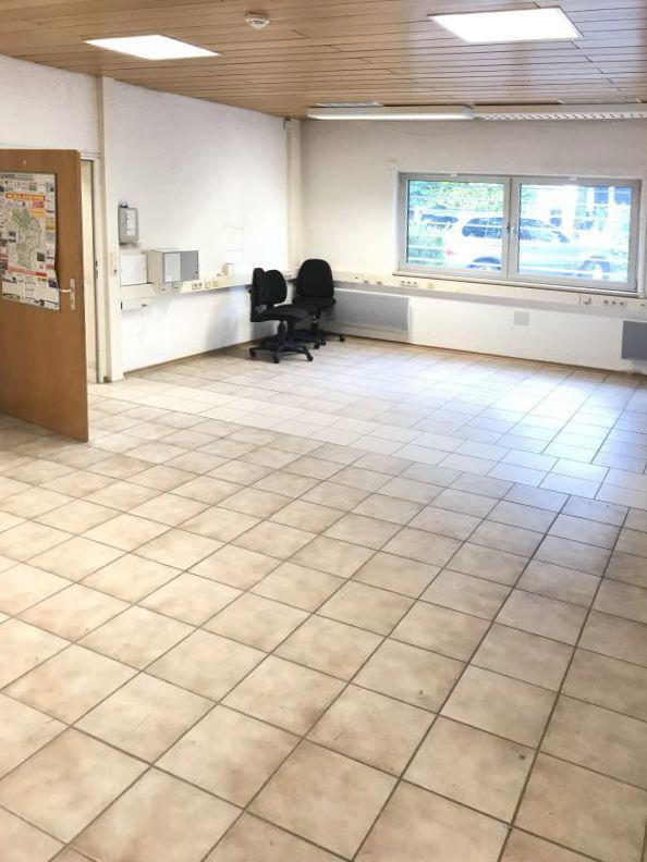 VB3720VH Helle Bürofläche in einem Gewerbeanwesen Neustadt a. d. Donau