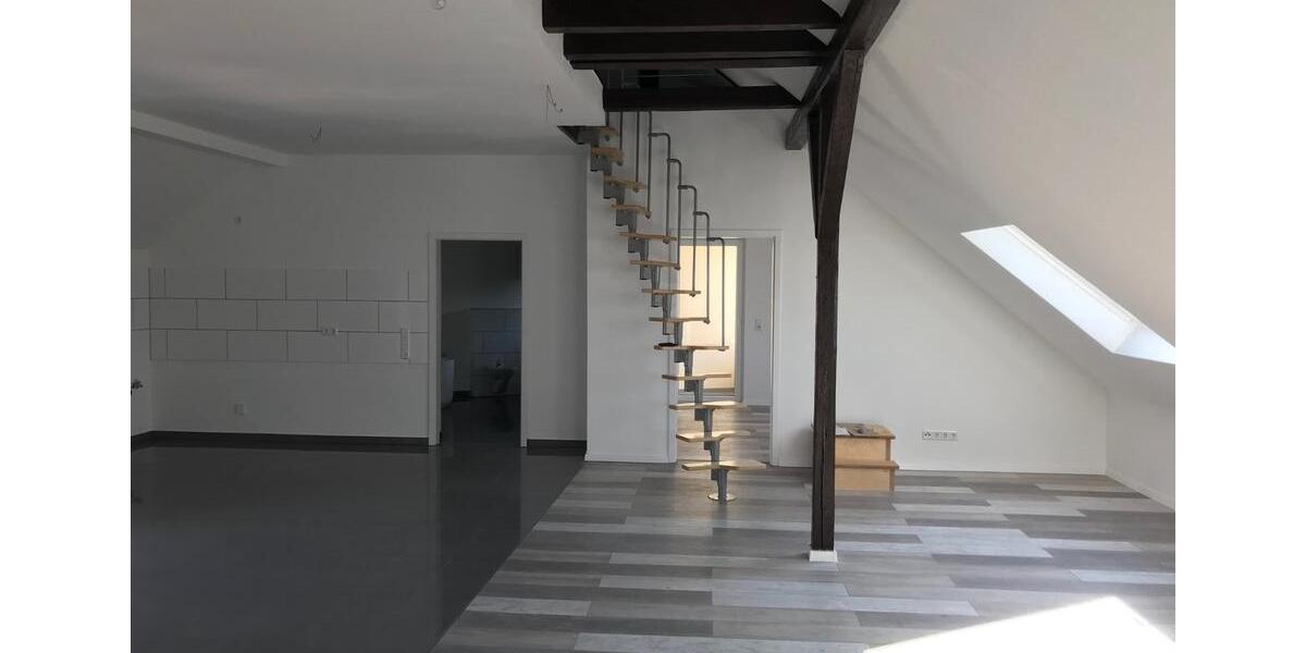 Dachgeschoßwohnung Ennepetal - 4 Zimmer, 900&euro; | Angebot:23531984